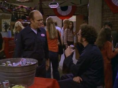 Kitty and Red Forman welcome a new generation of teenagers into their basement when their granddaughter Leia decides to spend her summer in Wisconsin. . That 70s show soap2day